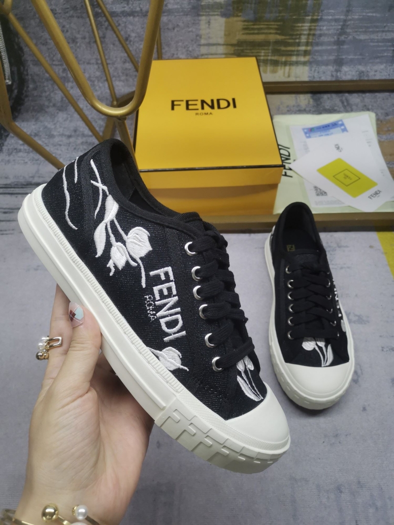 Fendi Casual Shoes